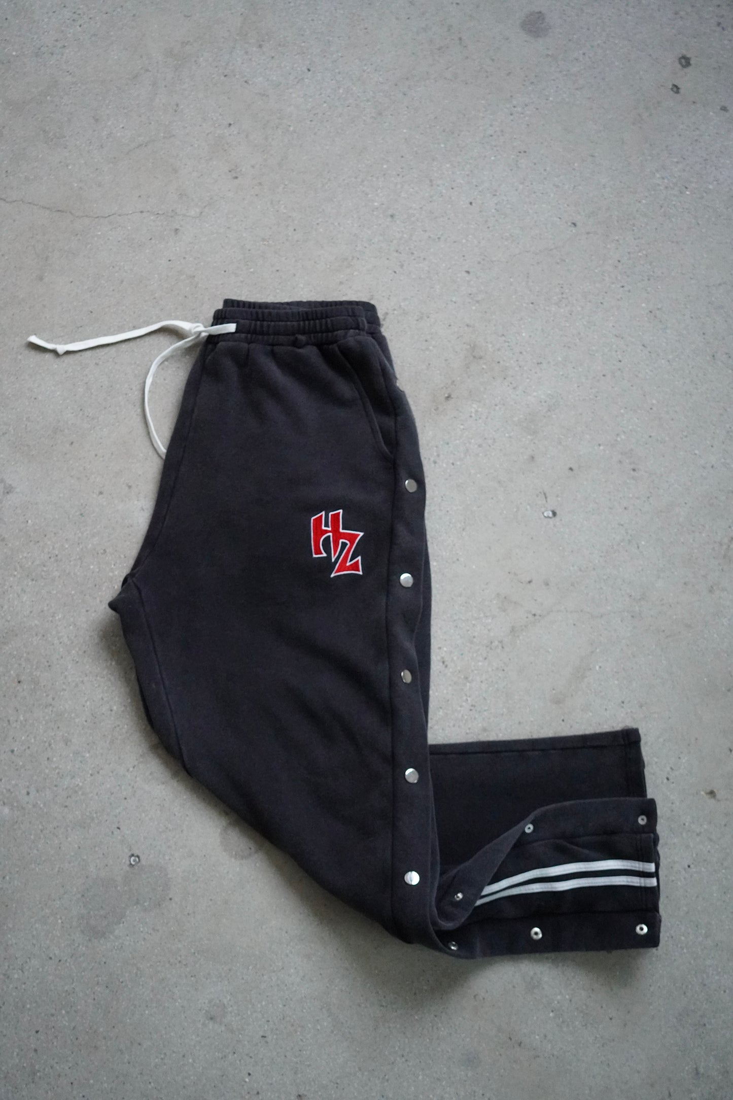 “Snap” Sweats